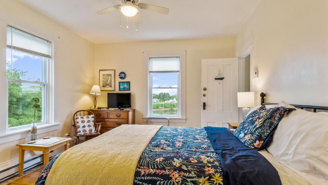 Bayview Pines Country Inn B&B Mahone Bay Exterior foto